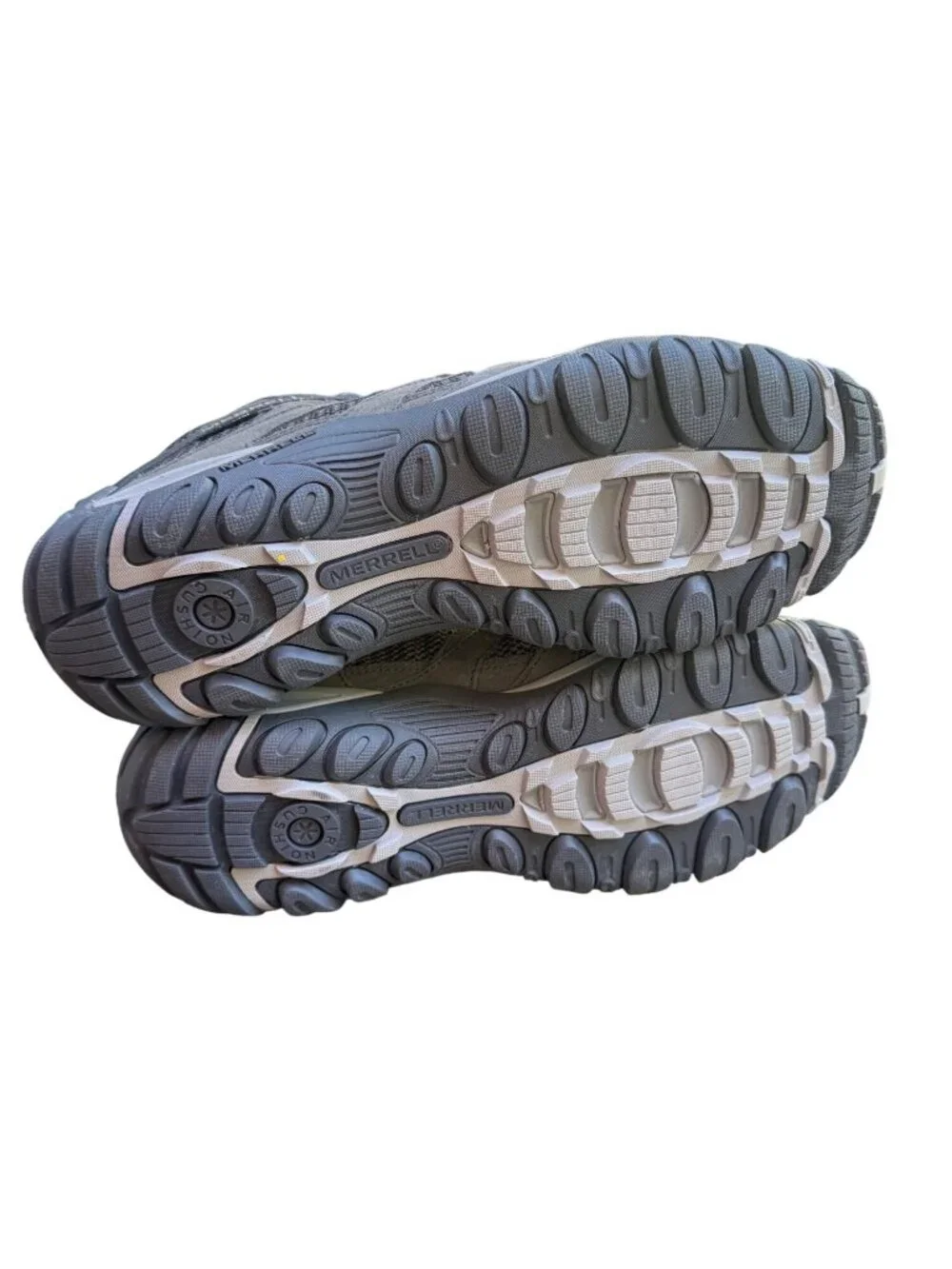 Merrell explore outdoors